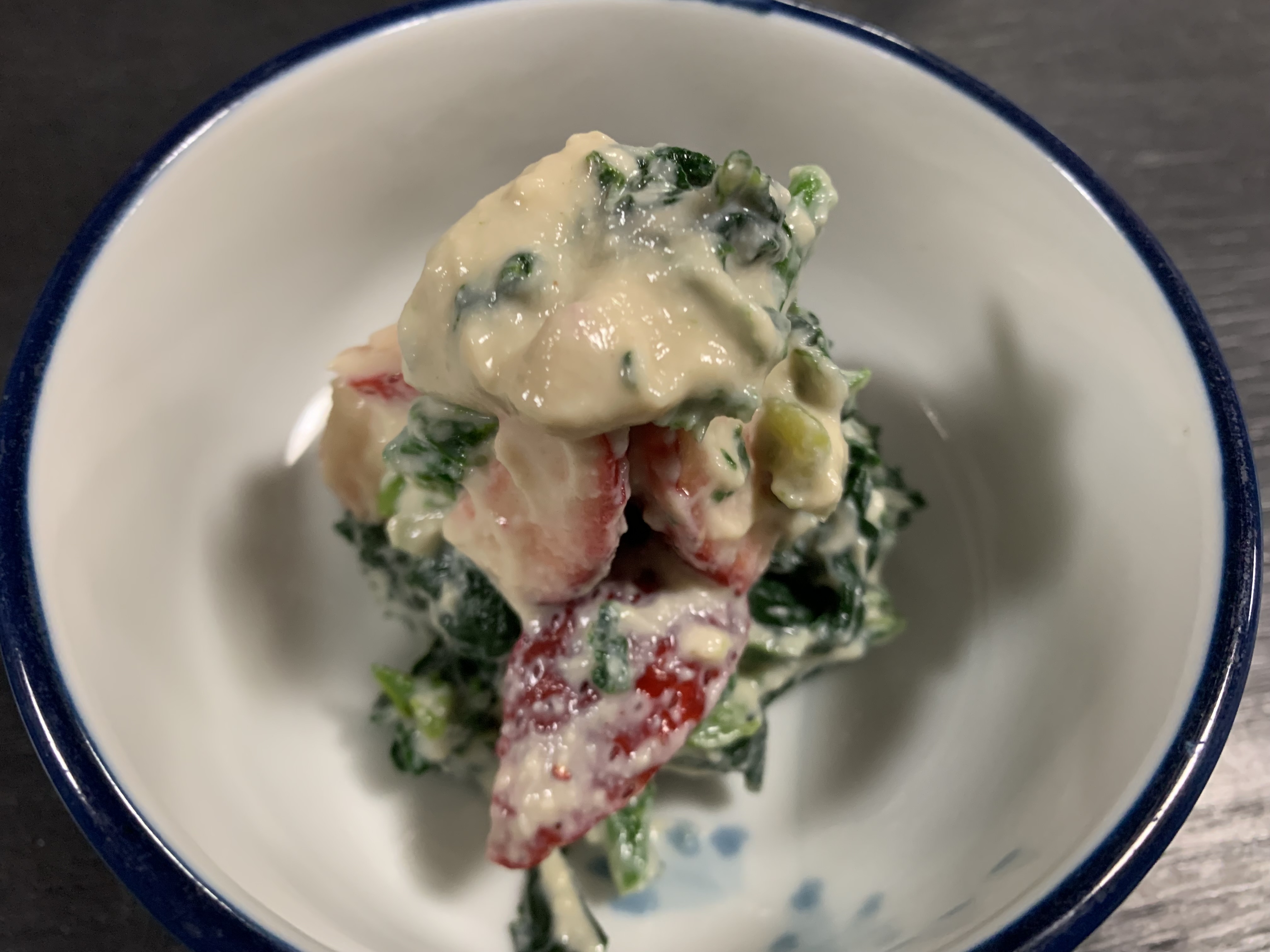 苺とほうれん草の白和え